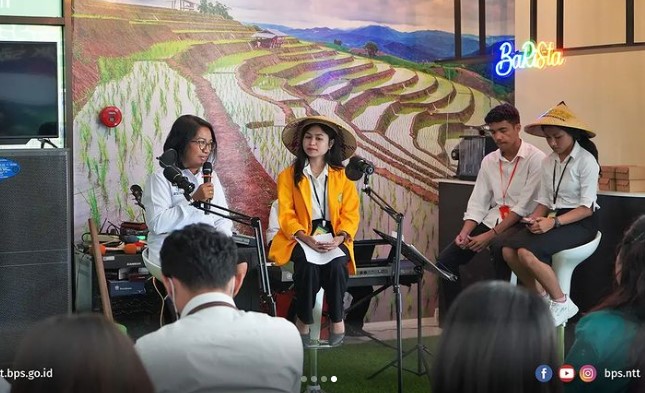 Barista bersama Mahasiswa UNDANA UNIMOR dan STIKOM Berita dan Siaran Barista bersama Mahasiswa UNDANA UNIMOR dan STIKOM Berita dan Siaran